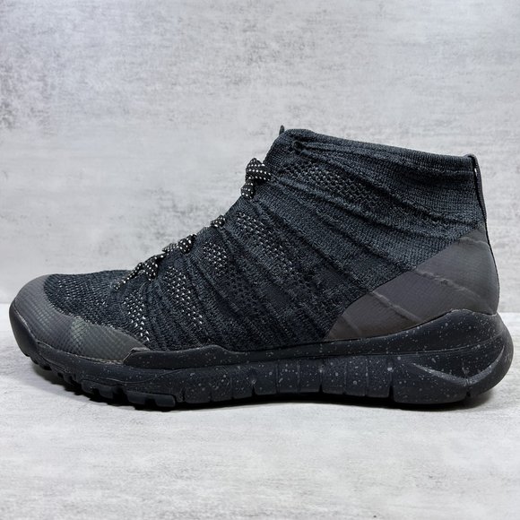 nike flyknit trainer chukka fsb